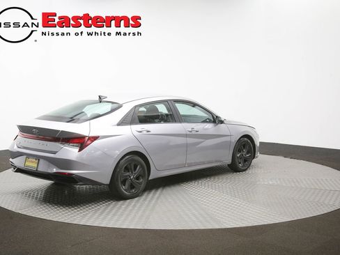 Used 2021 Hyundai Elantra SEL w/ Convenience Package FWD image 40