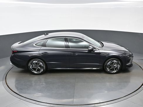 Certified 2026 Hyundai Sonata SEL FWD image 38