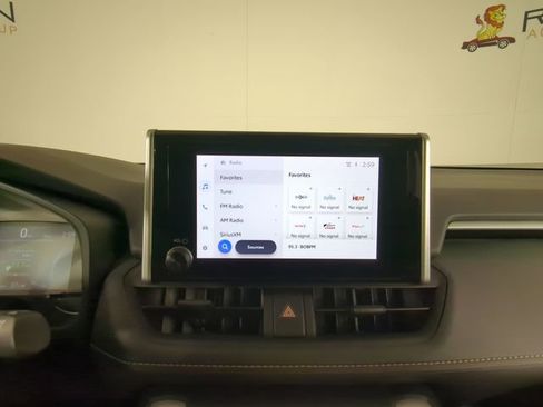 Used 2024 Toyota RAV4 LE image 22