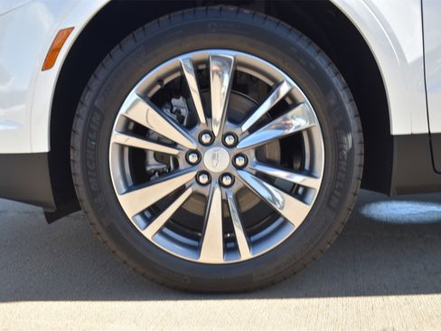 New 2025 Cadillac XT5 Premium Luxury image 29