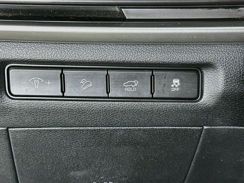 Used 2025 Kia Telluride S FWD image 17