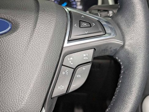 Used 2018 Ford Edge SEL AWD/4WD image 33