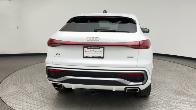 Used 2025 Audi Q5 Premium Plus AWD/4WD image 3