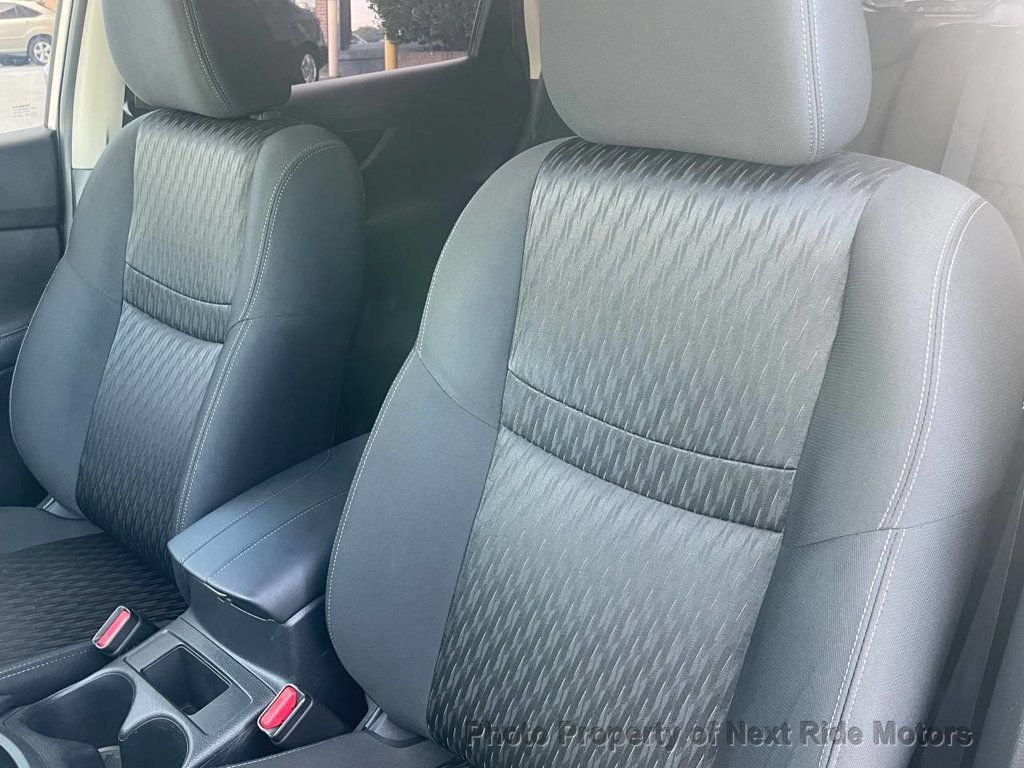 Used 2018 Nissan Rogue S FWD image 9