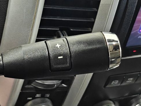 Used 2012 RAM 2500 SLT w/ Technology Group AWD/4WD image 38