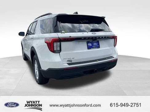 New 2026 Ford Explorer Active RWD image 5