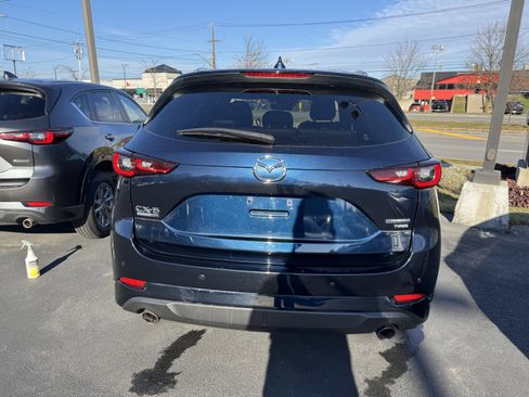 Used 2023 MAZDA CX-5 Signature image 6
