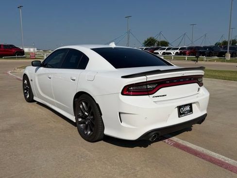 Used 2023 Dodge Charger Scat Pack w/ Plus Group RWD image 6