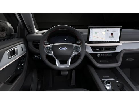 Used 2025 Ford Explorer Active image 7