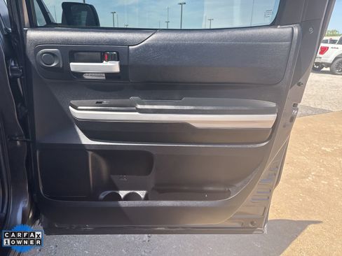 Used 2020 Toyota Tundra SR5 w/ SR5 Upgrade Package image 28