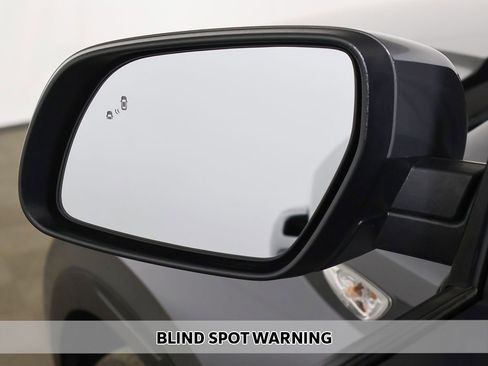 Certified 2024 Hyundai Venue SEL FWD image 4