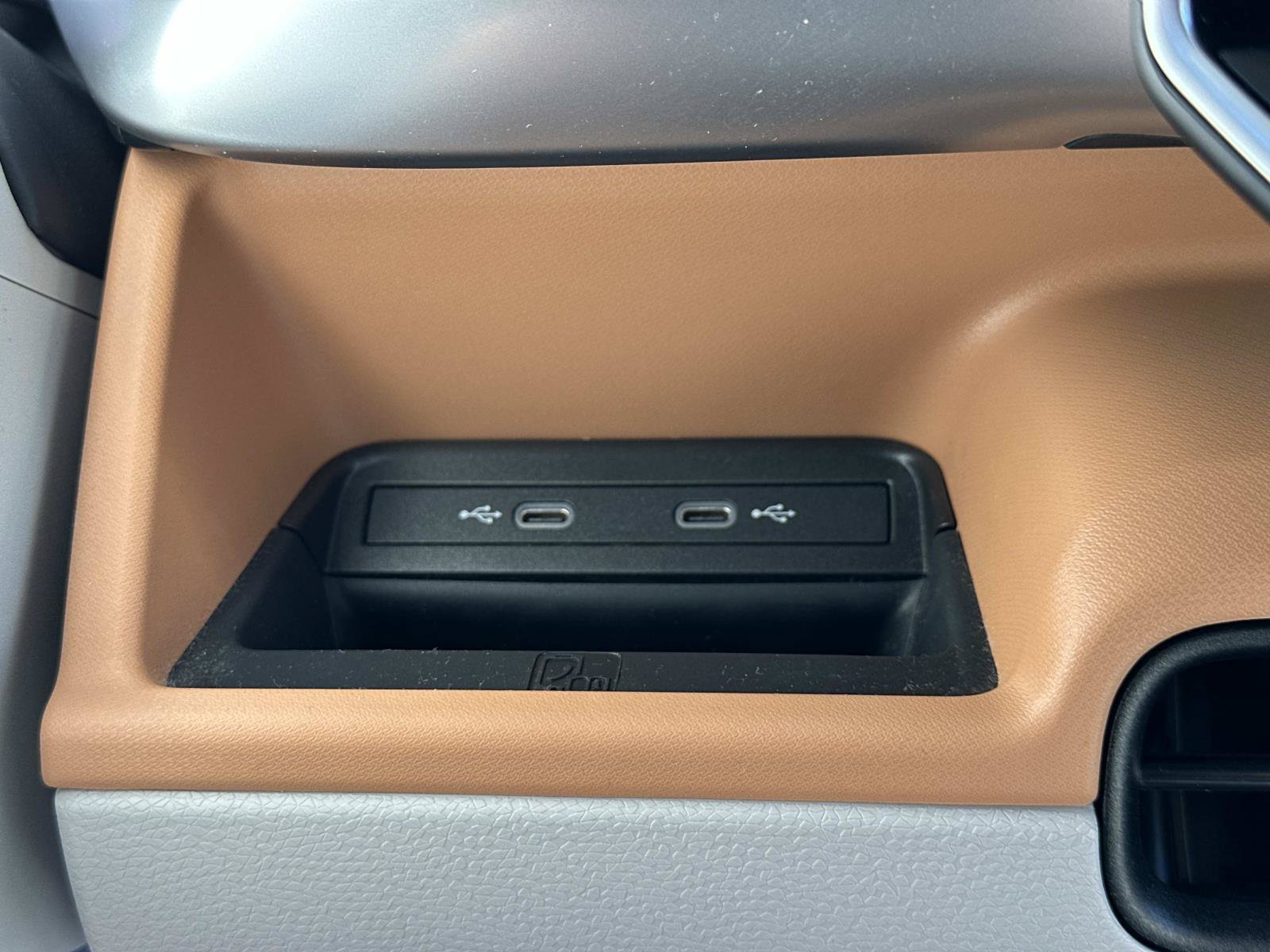 Certified 2025 Volkswagen ID. Buzz 1st Edition RWD image 18