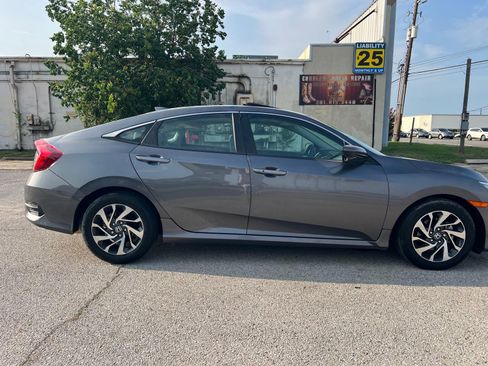 Used 2017 Honda Civic EX image 38