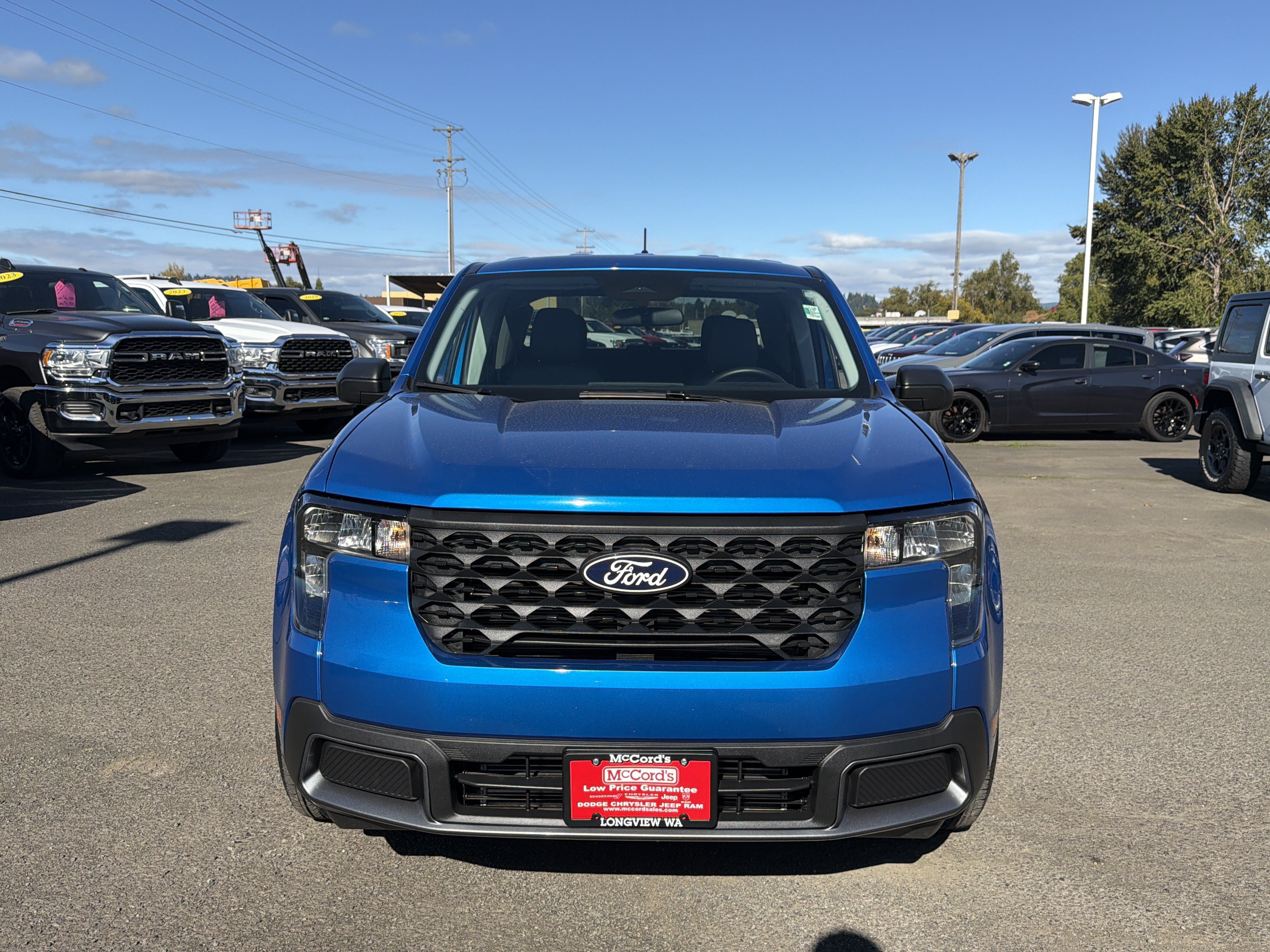 Used 2025 Ford Maverick XLT w/ Equipment Group 302A AWD/4WD image 8