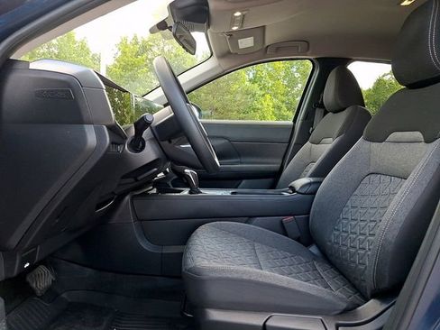 Used 2026 Nissan Kicks SV FWD image 12