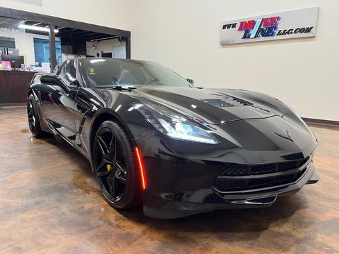 Used 2014 Chevrolet Corvette STINGRAY 3LT w/ 3LT Preferred Equipment Group image 3