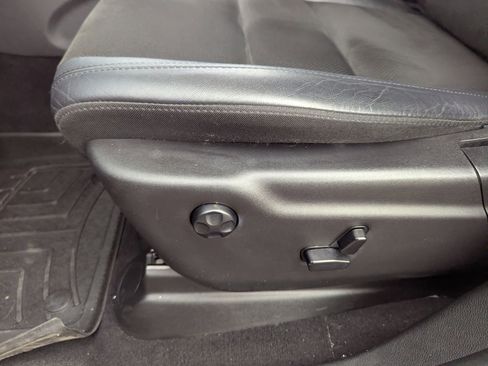 Used 2020 Jeep Grand Cherokee Altitude image 15