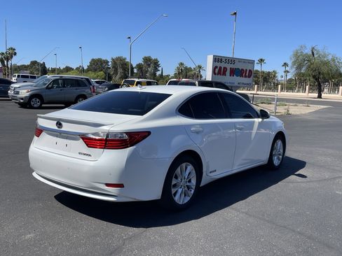 Used 2014 Lexus ES 300h FWD image 5