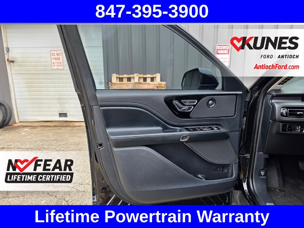 Used 2025 Lincoln Aviator AWD image 21