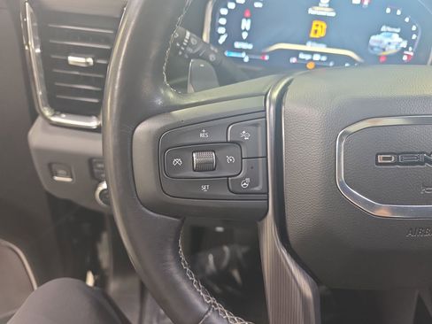 Used 2022 GMC Sierra 1500 Denali Ultimate AWD/4WD image 18