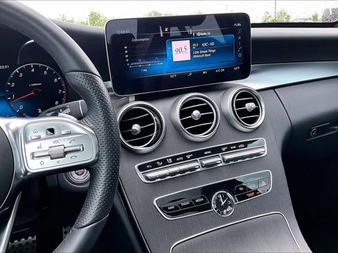 Used 2021 Mercedes-Benz C 300 Sedan image 7