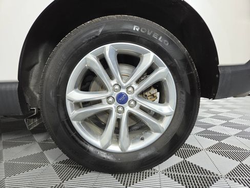 Used 2017 Ford Edge SEL w/ Equipment Group 201A AWD/4WD image 11