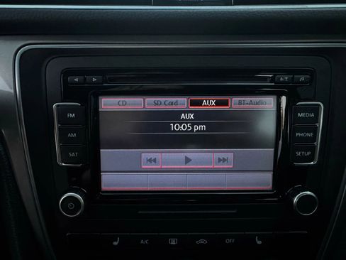 Used 2015 Volkswagen Passat 1.8T Limited Edition image 29