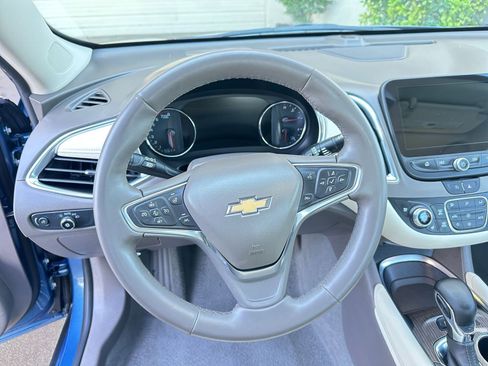 Used 2024 Chevrolet Malibu LT image 28