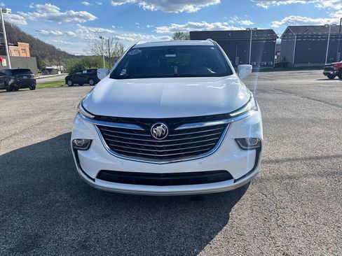 Used 2023 Buick Enclave Essence w/ Experience Buick Package AWD/4WD image 8