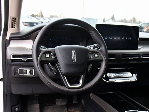 Used 2023 Lincoln Corsair AWD w/ Equipment Group 101A image 12