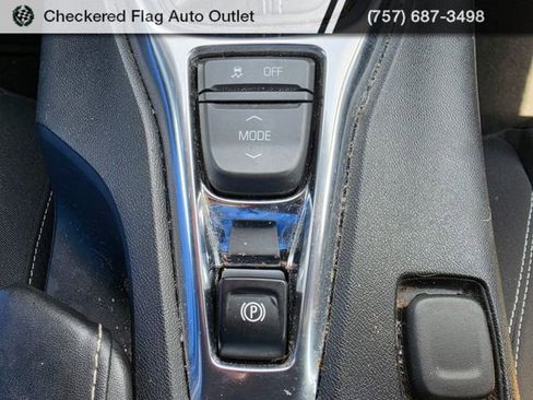 Used 2019 Chevrolet Camaro LT w/ Black Appearance Package RWD image 18