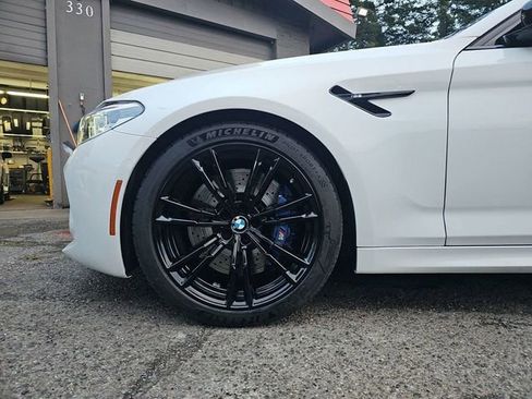 Used 2020 BMW M5 w/ Executive Package image 28