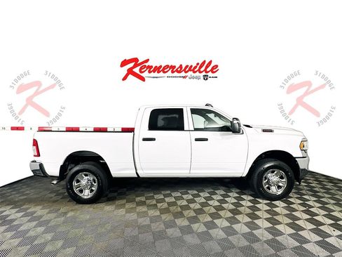Used 2024 RAM 2500 Tradesman w/ Chrome Appearance Group image 8