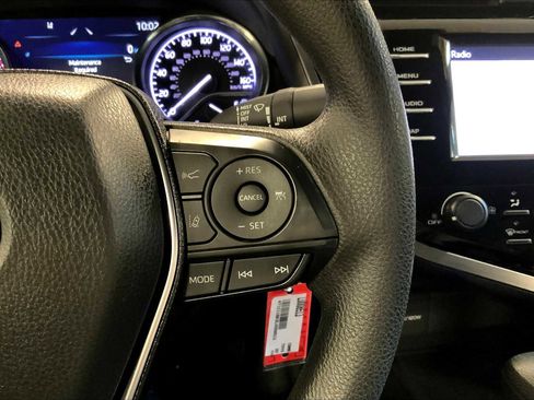 Used 2020 Toyota Camry LE w/ Carpet Mat Package image 24