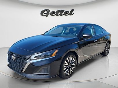 Used 2024 Nissan Altima 2.5 SV