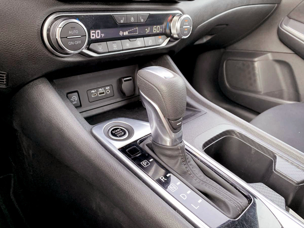 Used 2025 Nissan Sentra SV w/ All-Weather Package FWD image 28