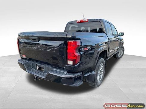 Used 2024 Chevrolet Colorado LT image 3
