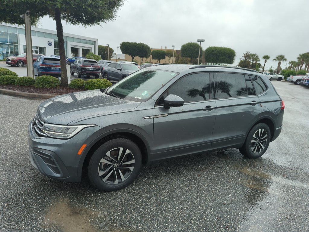 Used 2024 Volkswagen Tiguan S FWD image 13