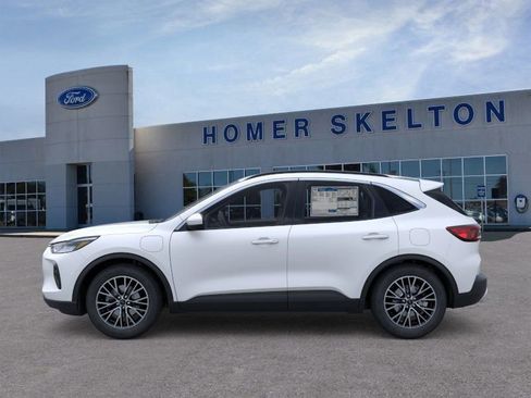 New 2025 Ford Escape SE image 3