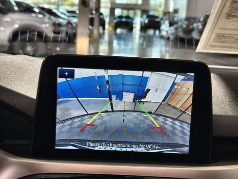 Used 2020 Ford Escape SE image 38