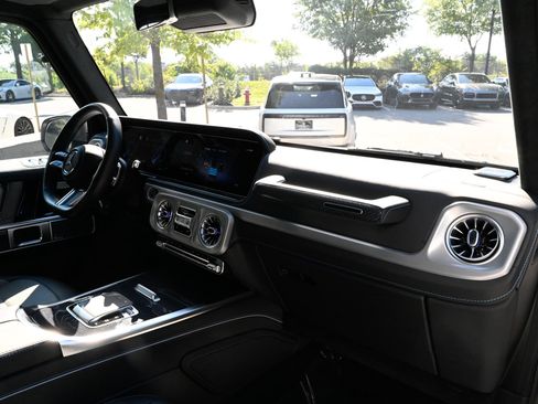 Used 2025 Mercedes-Benz G 580 w/ EQ Technology image 56
