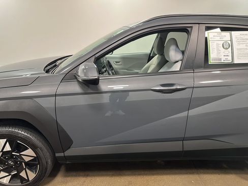 Used 2025 Hyundai Kona SEL AWD/4WD image 46
