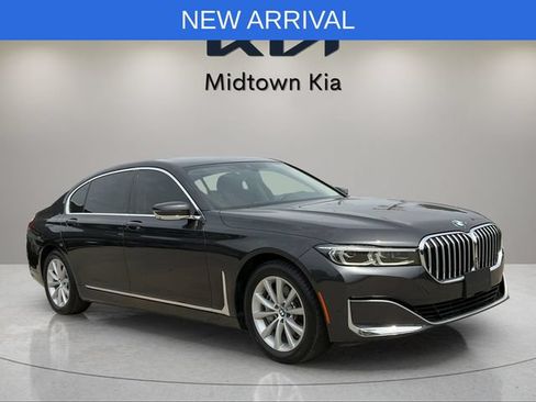 Used 2020 BMW 740i xDrive w/ Cold Weather Package AWD/4WD image 32
