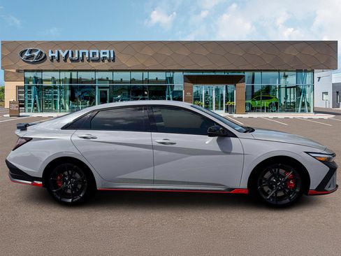 New 2026 Hyundai Elantra N FWD image 9