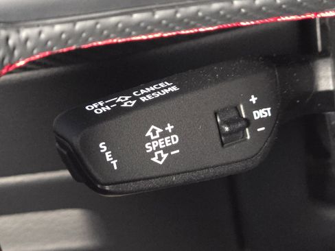 New 2026 Audi SQ8 Prestige image 18