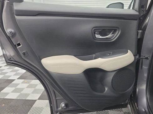 Certified 2024 Honda HR-V LX image 17