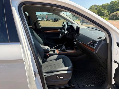 Used 2021 Audi Q5 2.0T Premium AWD/4WD image 14