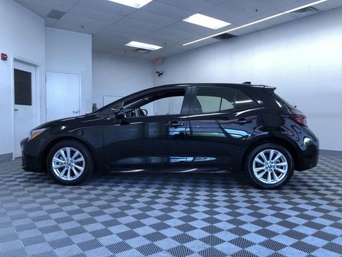 Used 2023 Toyota Corolla SE FWD image 12