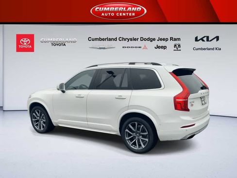 Used 2017 Volvo XC90 T6 Momentum w/ Vision Package image 6