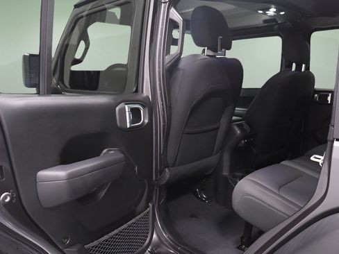 Used 2022 Jeep Wrangler Unlimited Sport AWD/4WD image 14